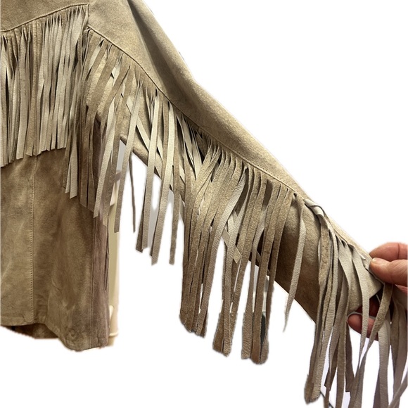 GENUINE LEATHER SUEDE FRINGED JACKET. XOXO - Picture 3 of 10